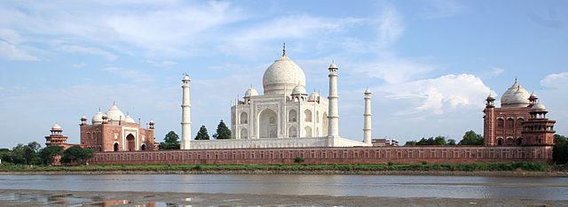 Taj_Mahal-10_(cropped)