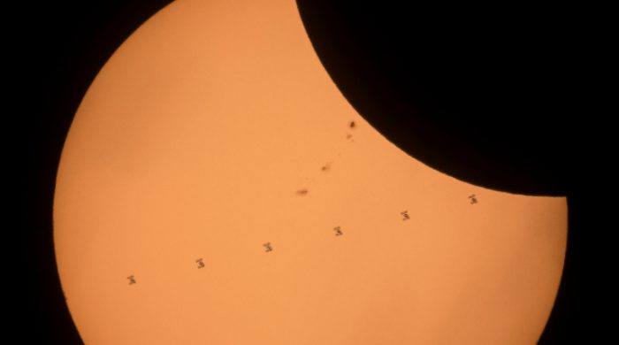 eclipse iss transit