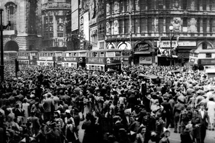 ve day piccadily