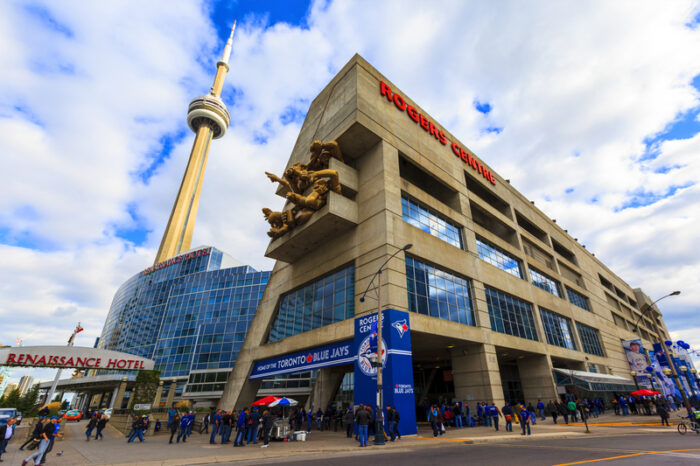 Blue Jays return home to the playoffs