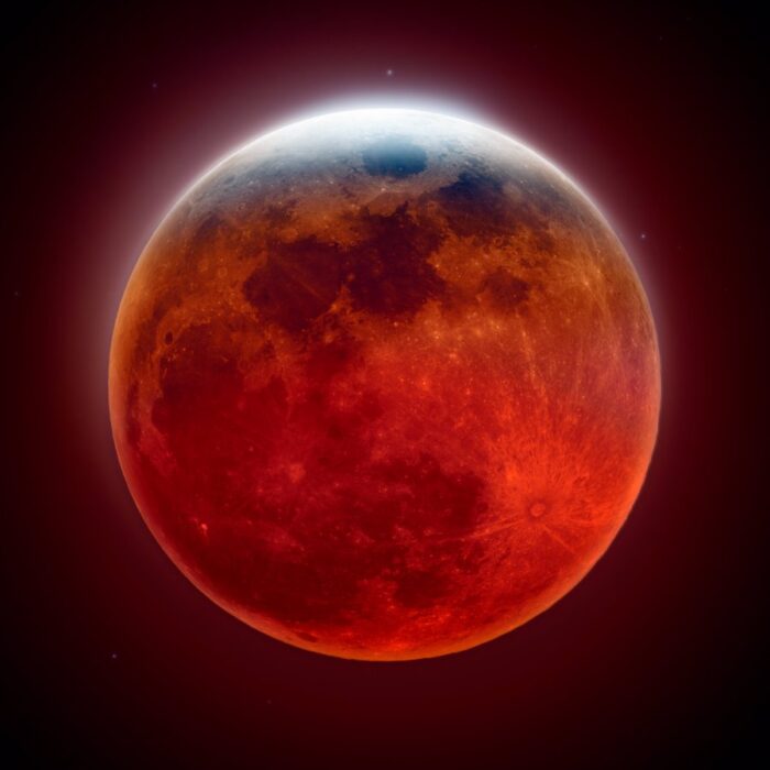 What a beautiful Blood Moon!